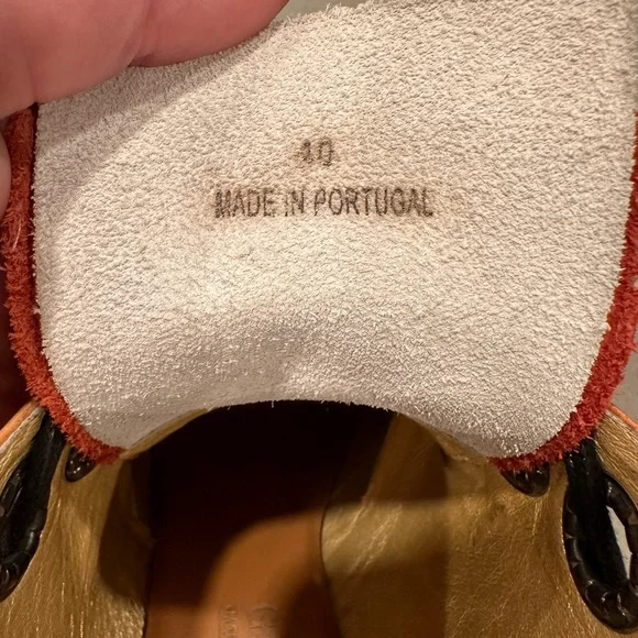 Grotesque booties - Picture 6 of 11